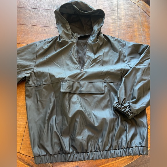 Women’s rubberized half zip pullover - Picture 3 of 4